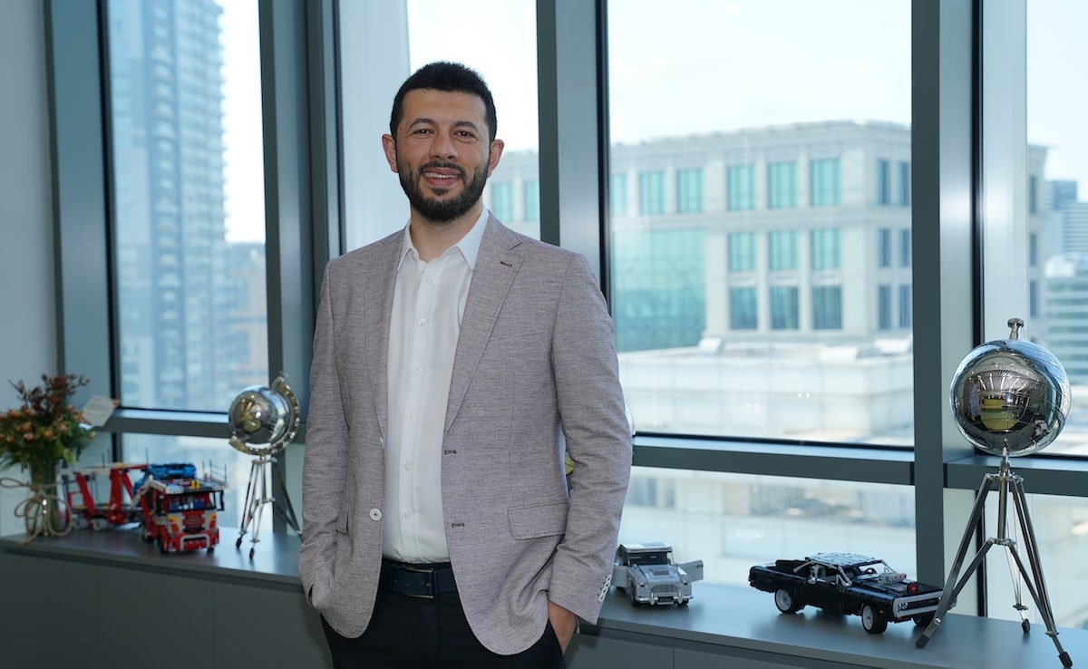 “We are not only a player in the savings finance sector, we work with all our strength to be a playmaker.”