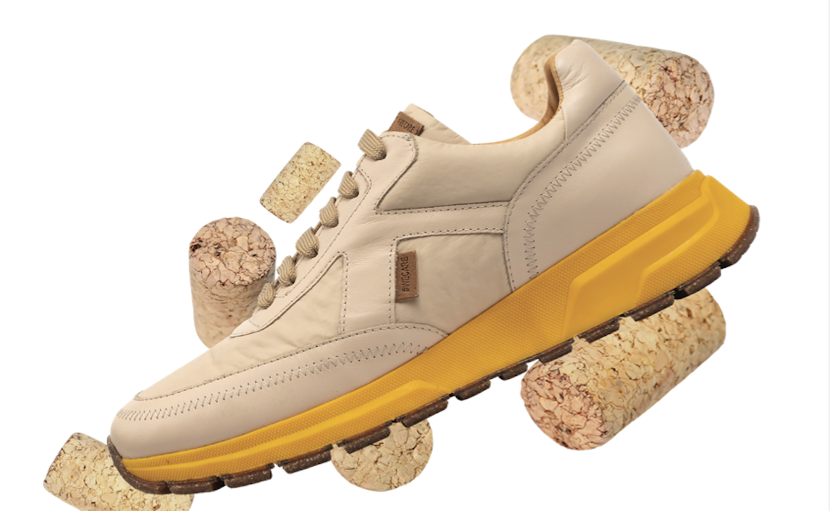 Shoes produced by cactus and recycled materials