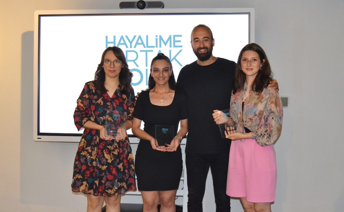 ‘Hayalime Ortak Ol Association’ shares the happiness of its first graduates