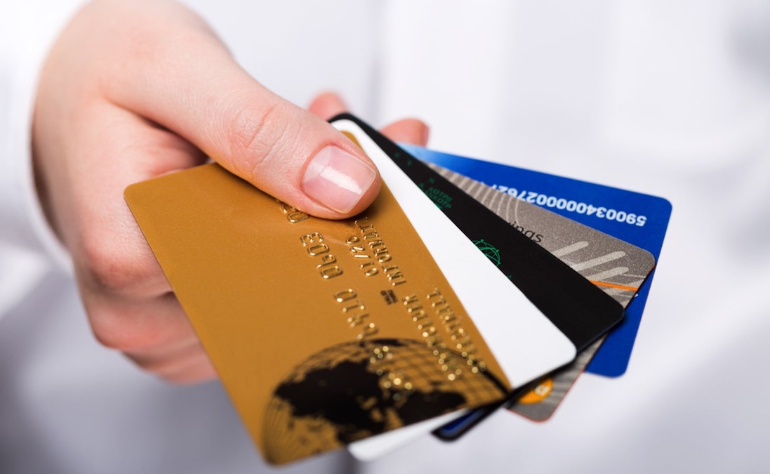The increase in card expenditures reached 50 percent in 2021
