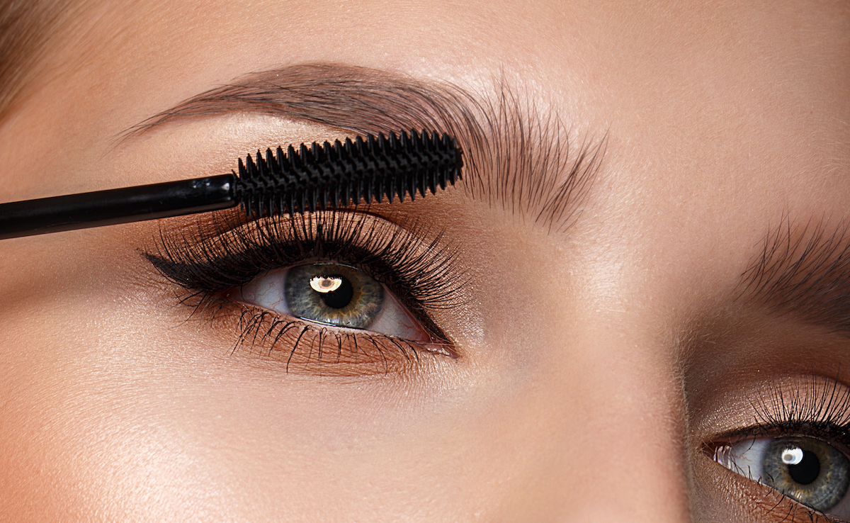 Masks were worn, sales skyrocketed in the eye cosmetics category 