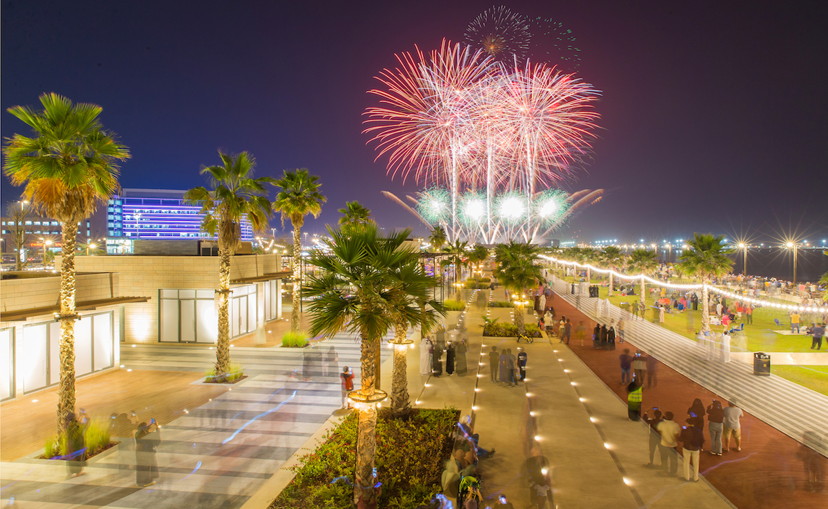 Fujairah’s Umbrella Beach Recreational Complex Opens Doors with Music, Fireworks
