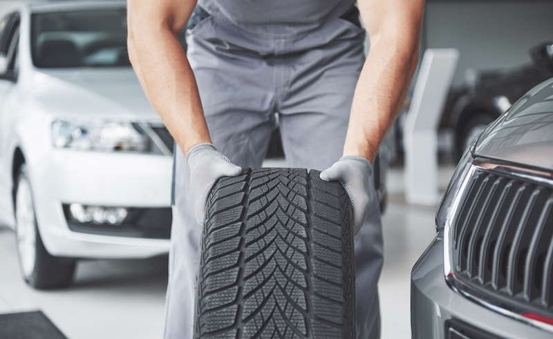 The number of vehicles in traffic is increasing, tire manufacturers are having trouble meeting the demands