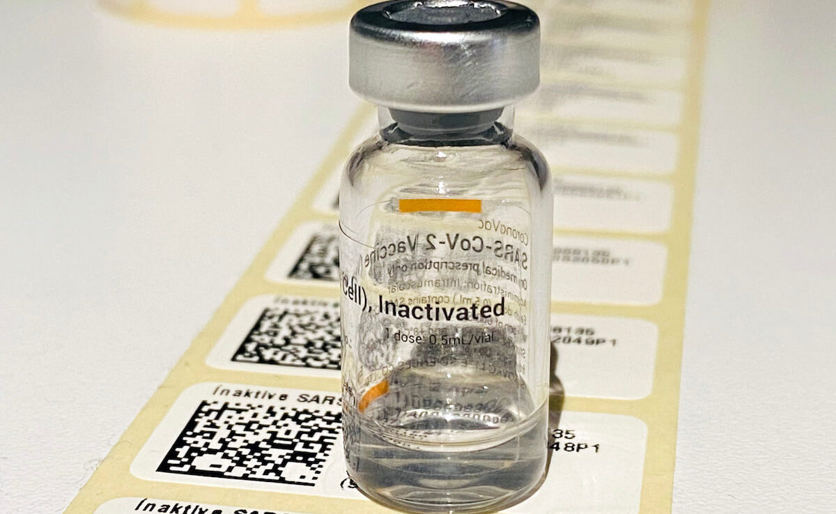 Covid-19 vaccines are personalized with the data matrix system