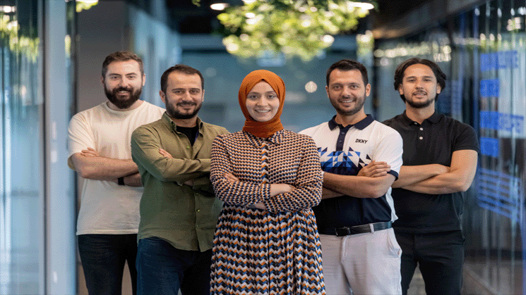 Alternative SuperApp received an investment of 4.7 million dollars with a valuation of 62.5 million dollars in its first investment round