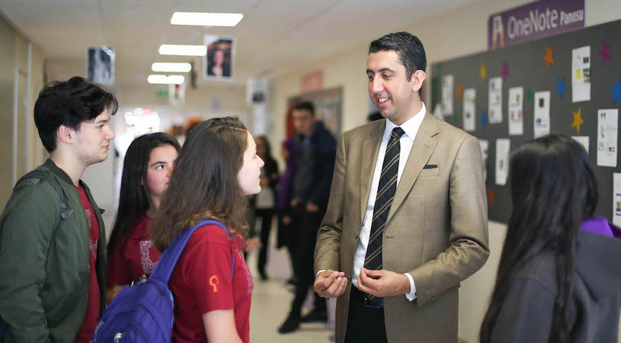 Turkish educator talked about “Distance learning during the pandemic” with the invitation of Microsoft