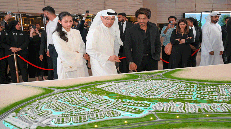 Emaar Unveils The Oasis by Emaar,  a USD20 Billion Luxurious Lifestyle Destination,  at Burj Khalifa Gala with Guest of Honour Shahrukh Khan