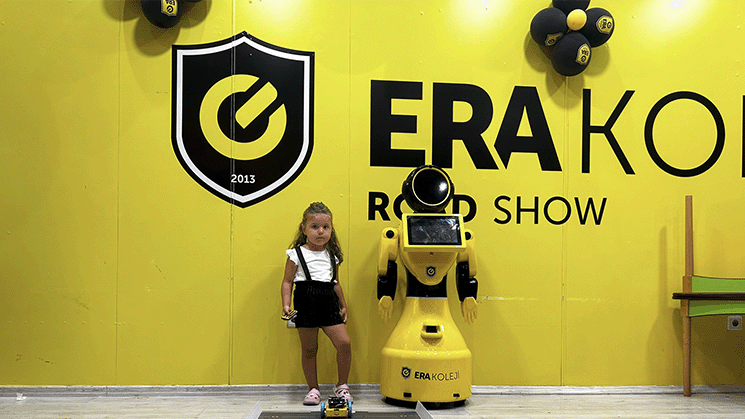 Local educational institution travels around Turkey with its technology and science truck