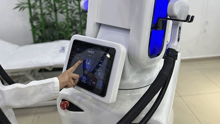 Local hair removal device manufacturer: "Centres that prioritise their clients prefer next-generation devices.