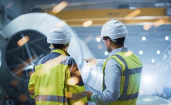 Those who attend this fair do not pay the electricity bill!