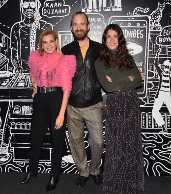 Macrocenter's keys were handed over for one night