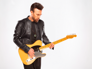 Nejat Çarkacı donates the proceeds of his new single album to contribute to education.