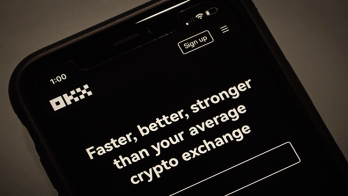 OKX COLLABORATES WITH SOLANA MOBILE