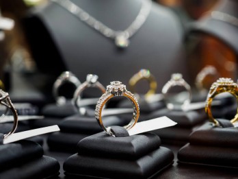 Marriage fell to third place in jewellery purchase reasons