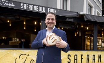 Special artizan love bread was produced for February 14
